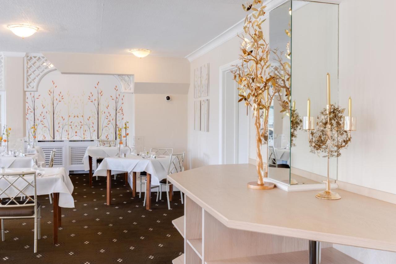 Park Manor Hotel 2*