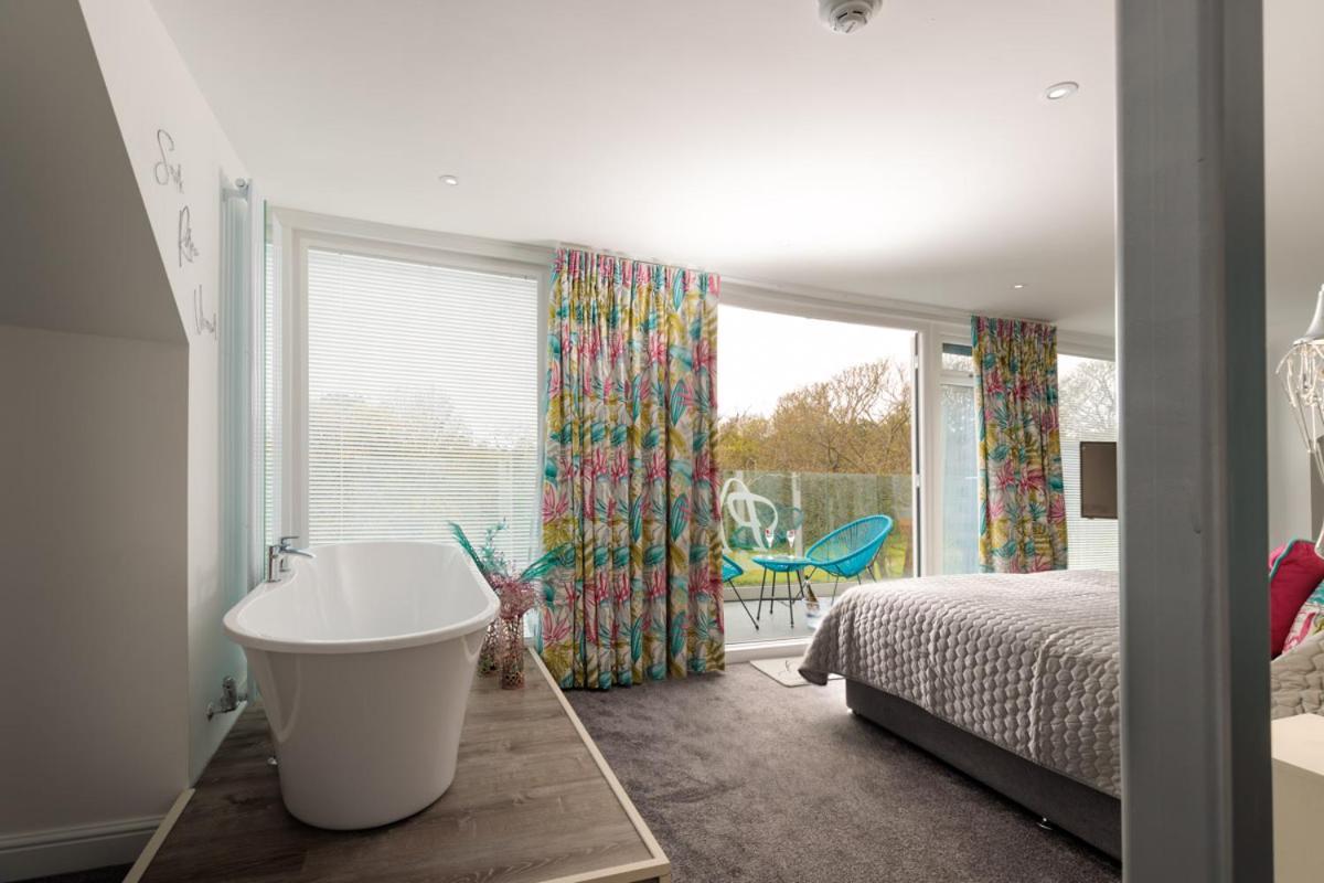 Park Manor Hotel 2*